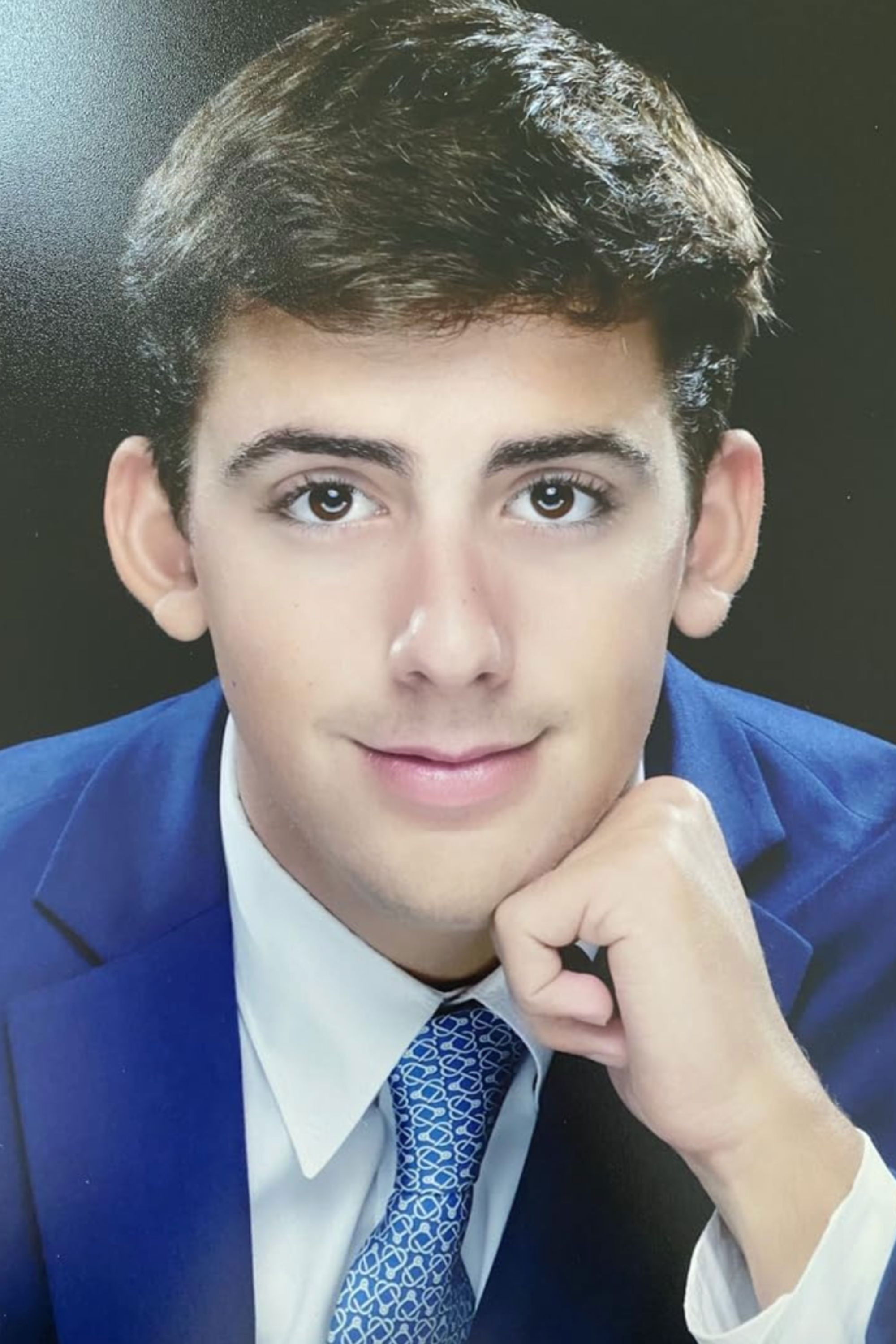 Holden Pollak backdrop