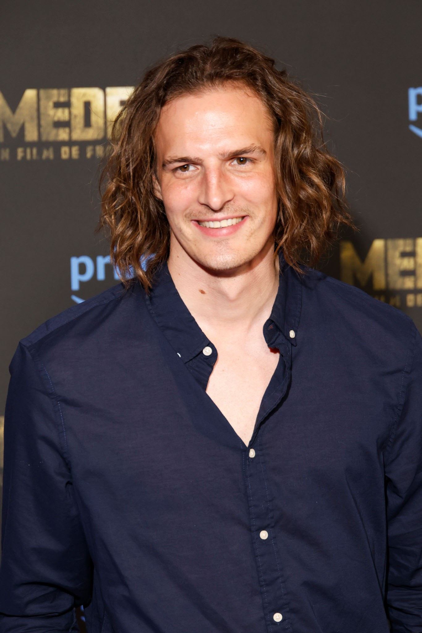 Paul de Saint Sernin backdrop