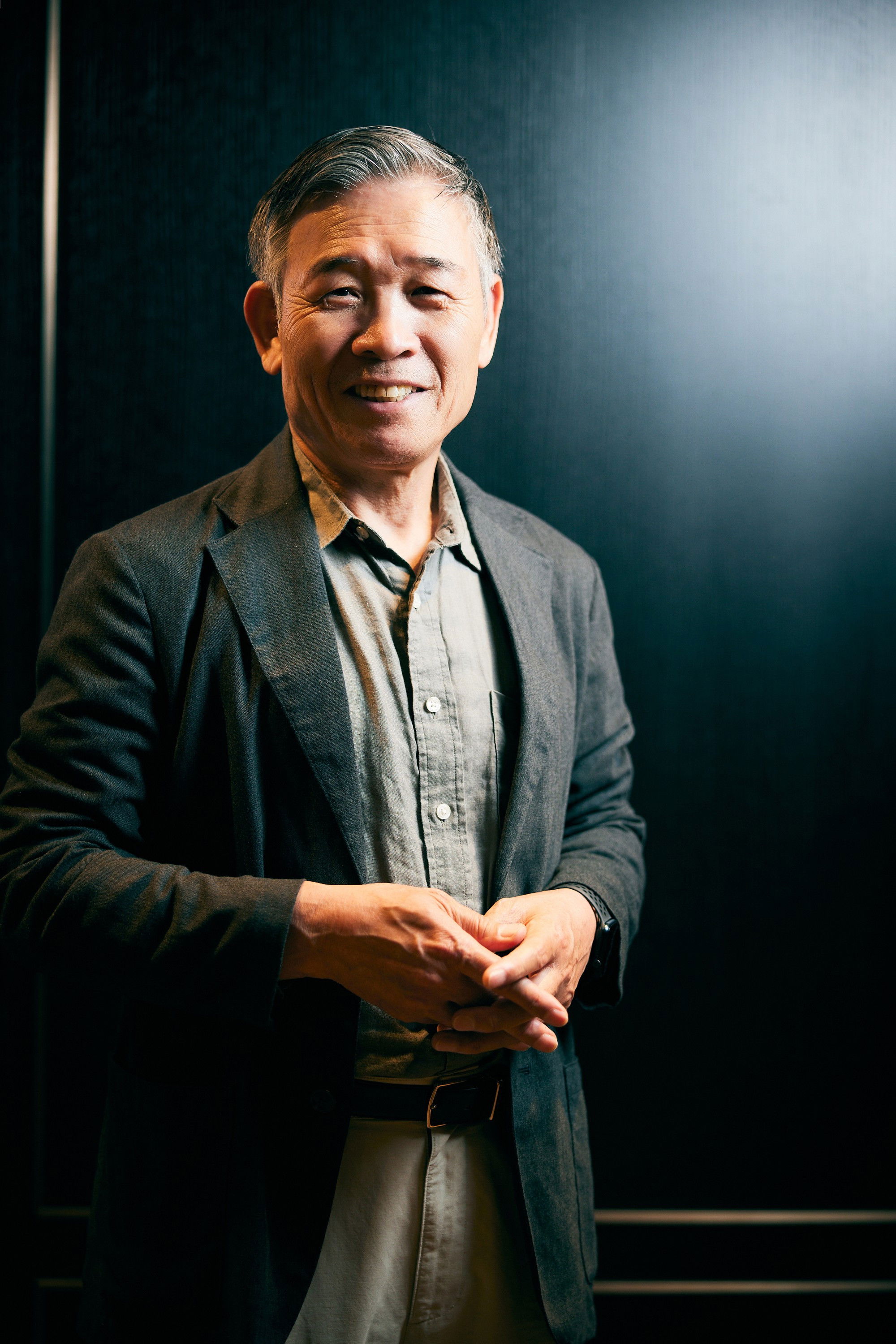 Joung Tae-choon backdrop