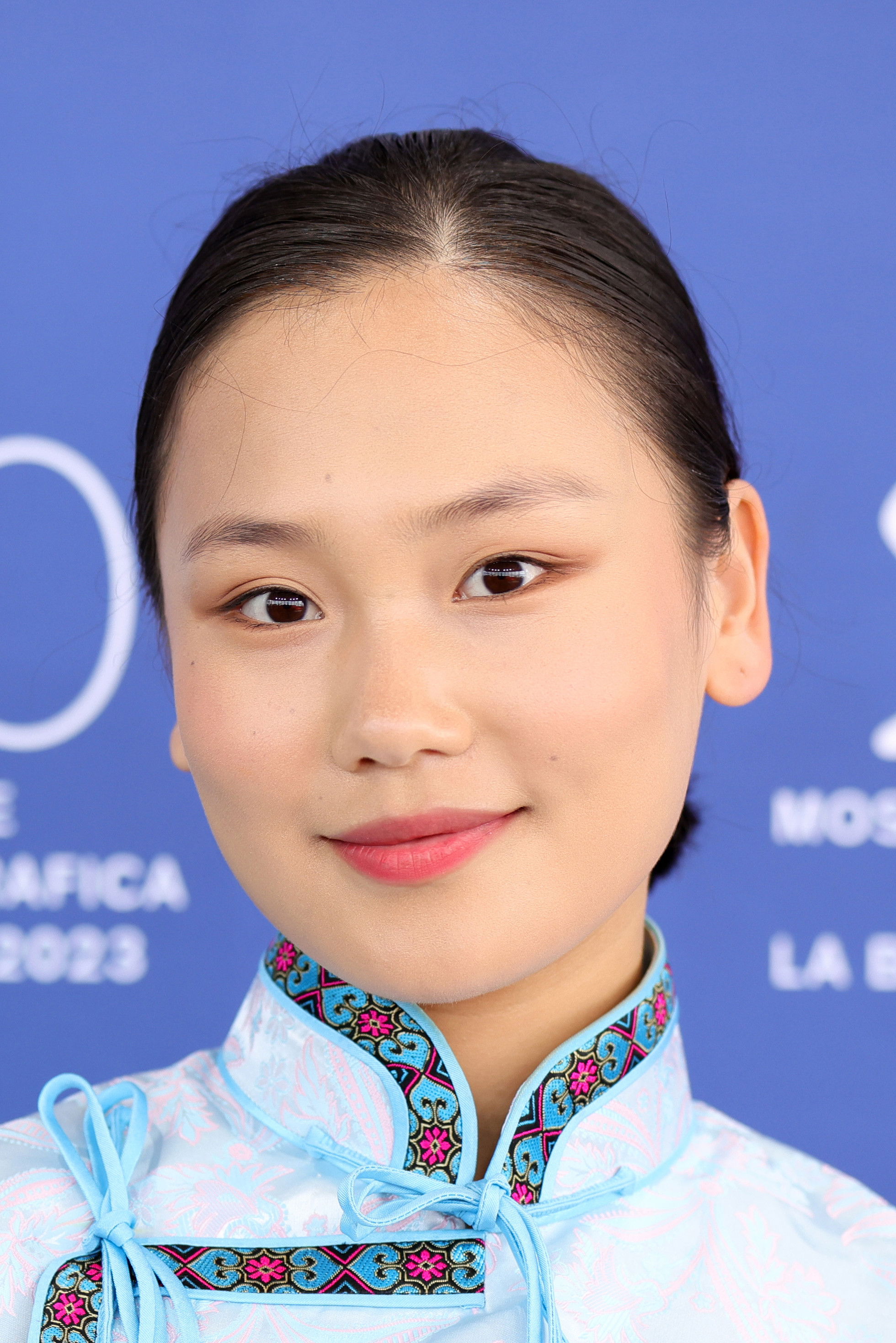 Nomin-Erdene Ariunbyamba backdrop