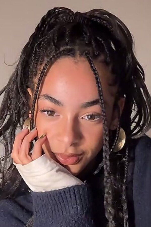 Laura Bekaert backdrop