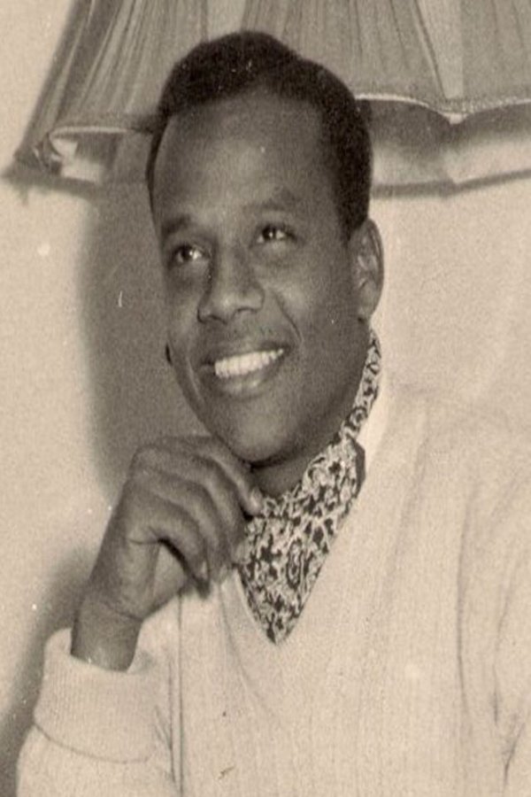 Salah Yahya backdrop