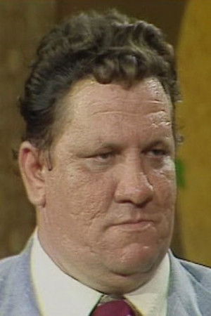 محمد أبو العينين backdrop