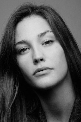 Camille Dugast backdrop