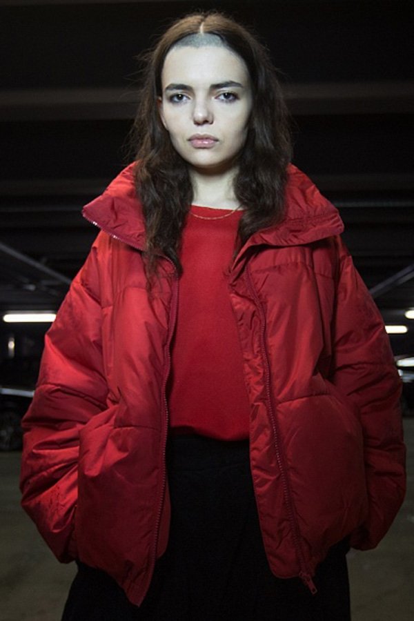 Antonina Baever backdrop