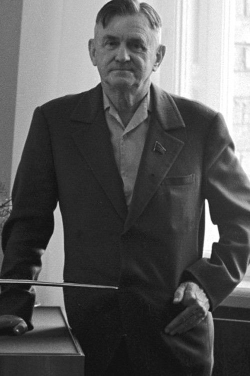 Oleh Antonov backdrop