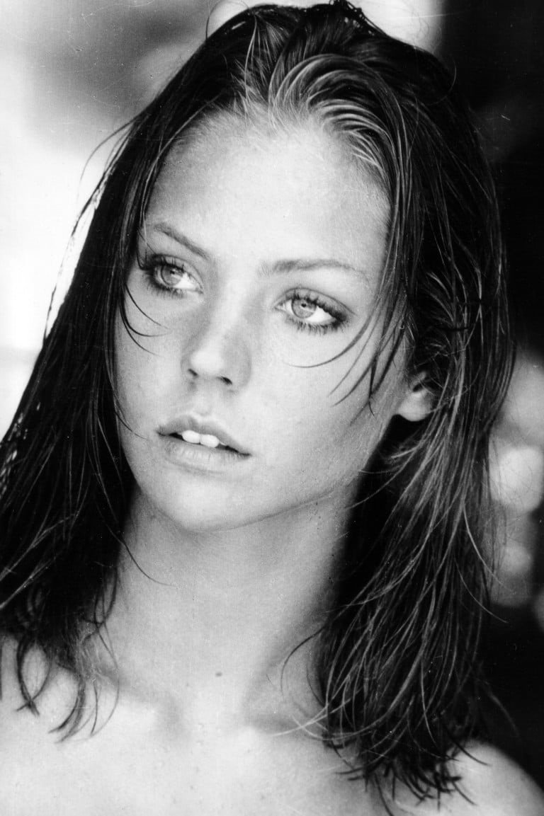 Carole André backdrop