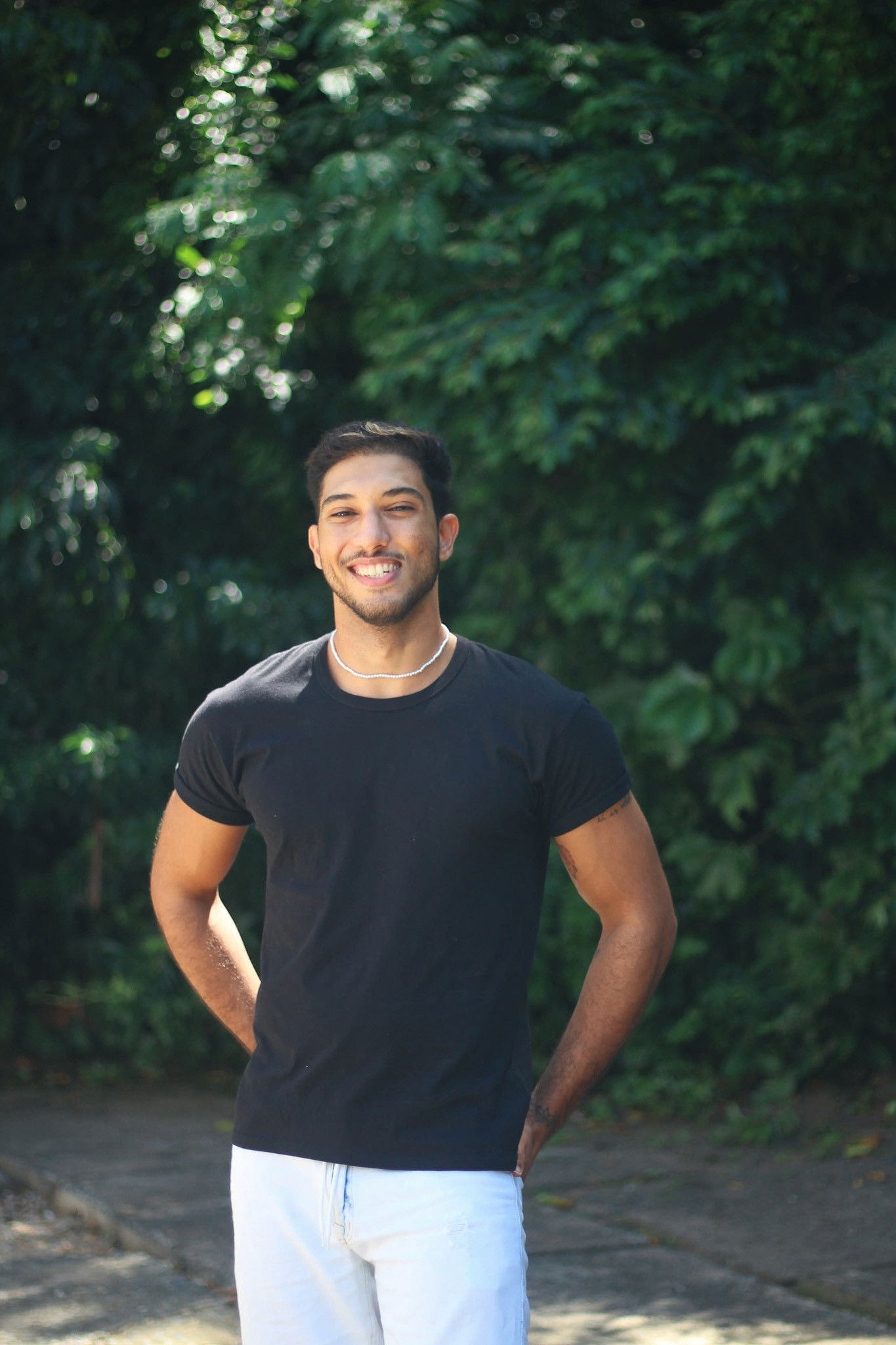 Gabriel Rejã backdrop