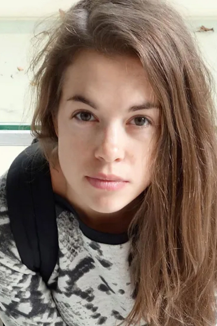 Nadya Grishina backdrop