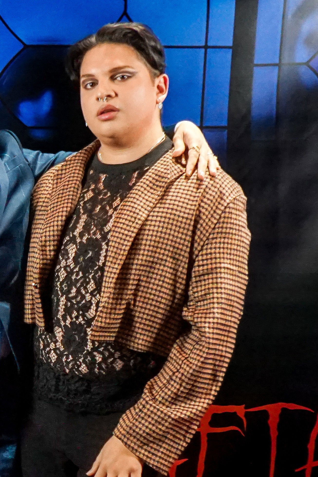 Erik Arvizu backdrop