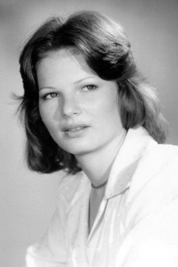 Christine Belford backdrop