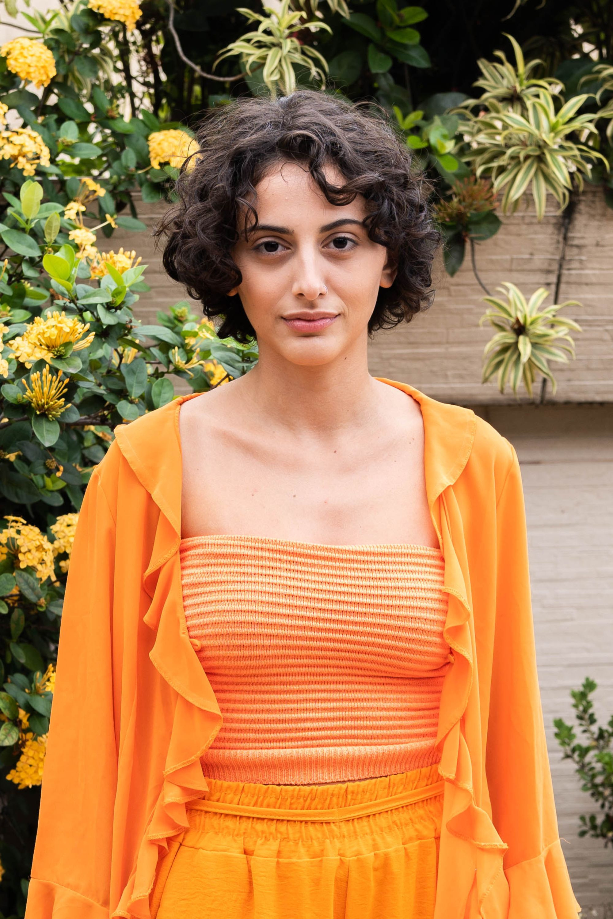 Bela Carias backdrop