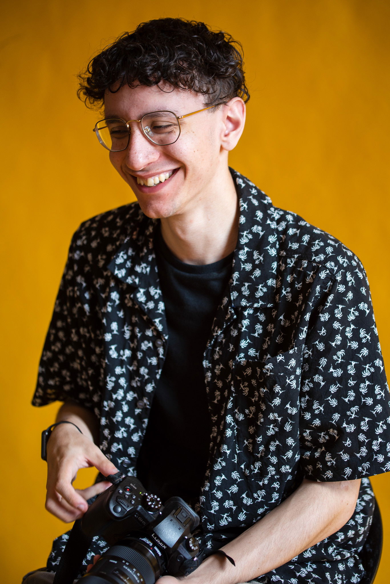 Richard J Bryer backdrop