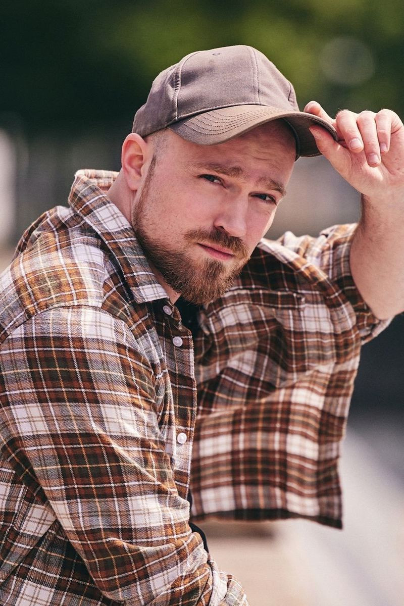 Jakob Wüllner backdrop