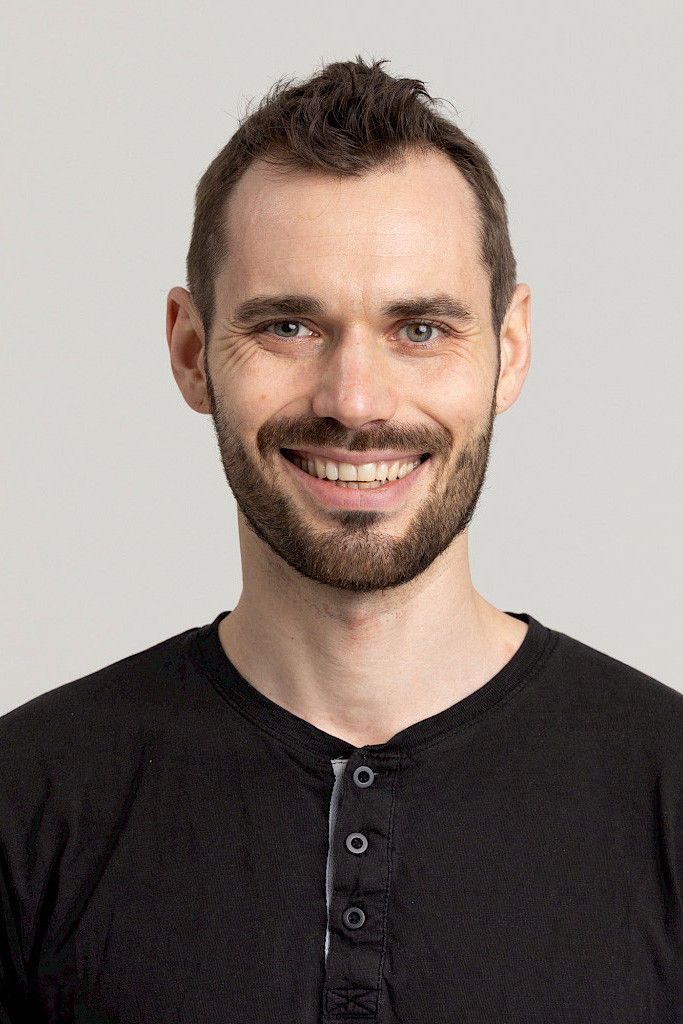 Ilkka Hautala backdrop