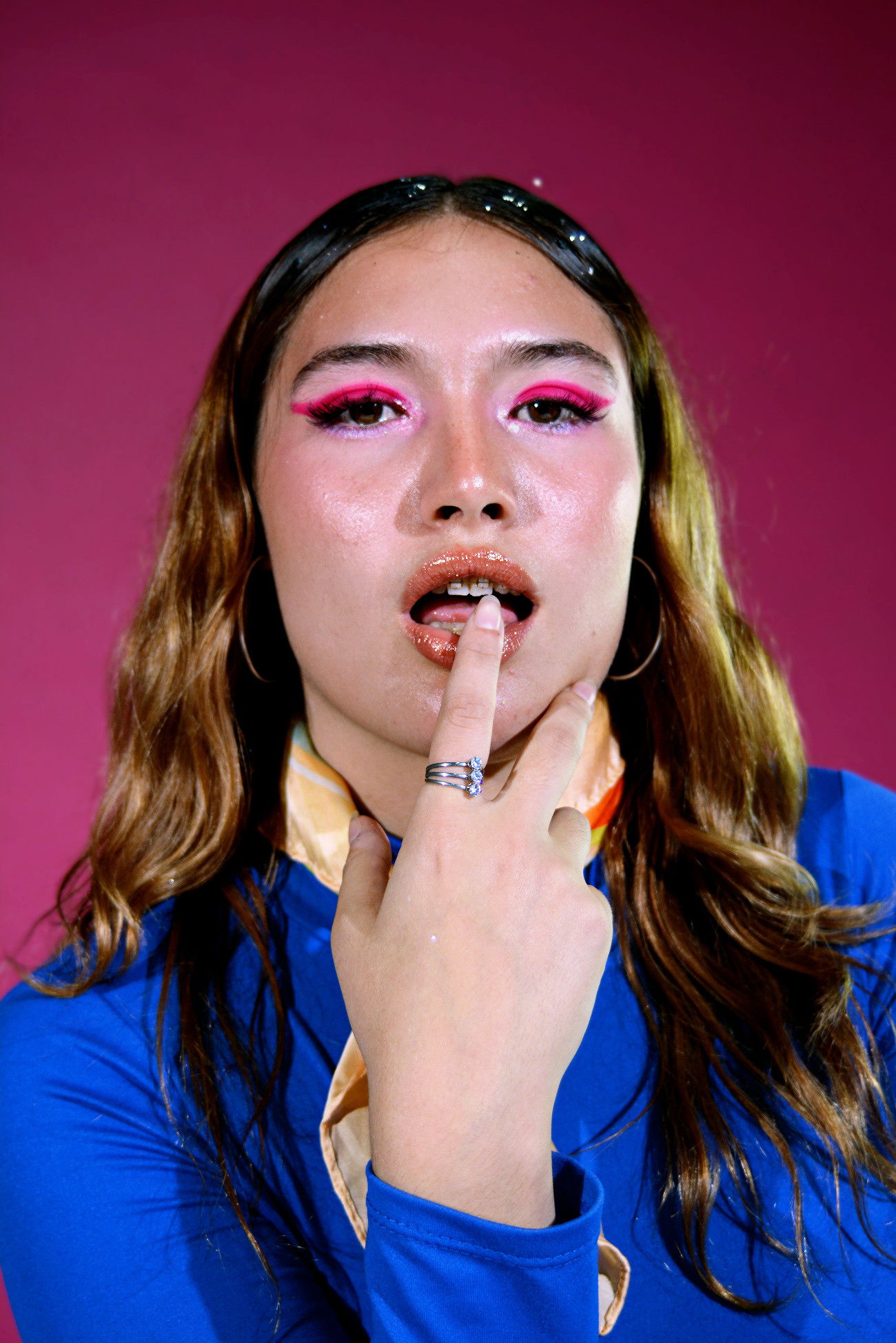 Mora Andiarena backdrop