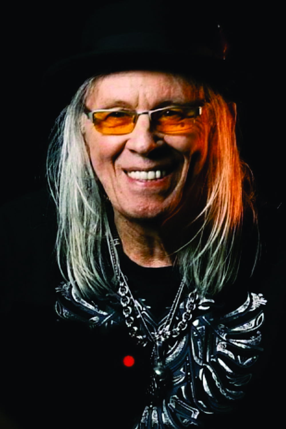 Luis Sérgio Carlini backdrop