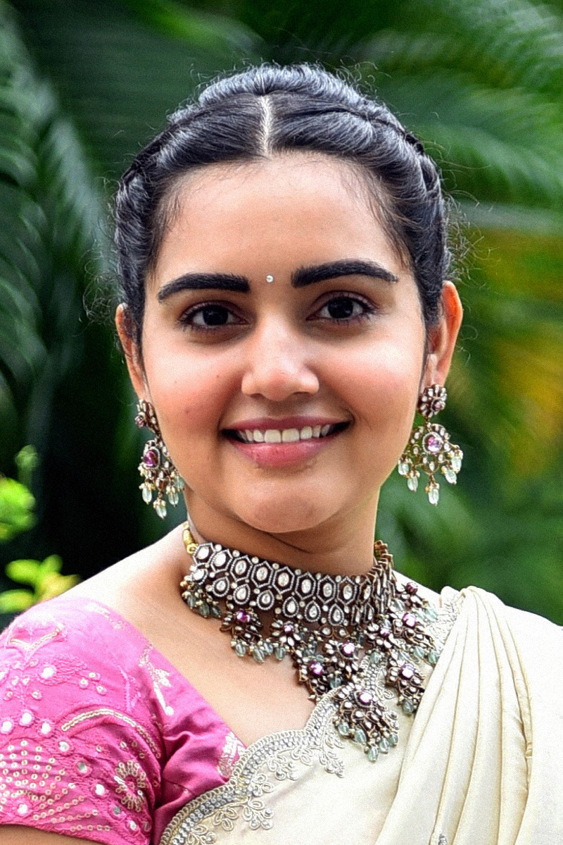 Soniya Singh backdrop