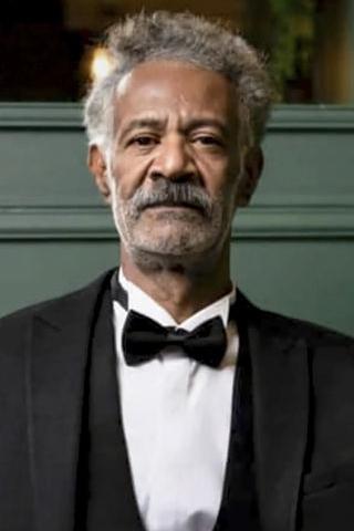 Mahmoud Alsarraj backdrop