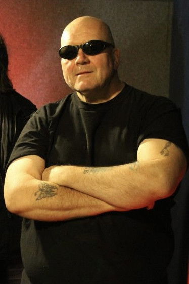 Pete ‘Manic Esso’ Haynes backdrop