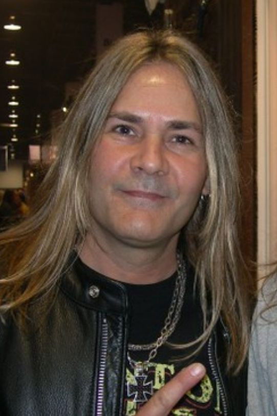 Carlos Cavazo backdrop