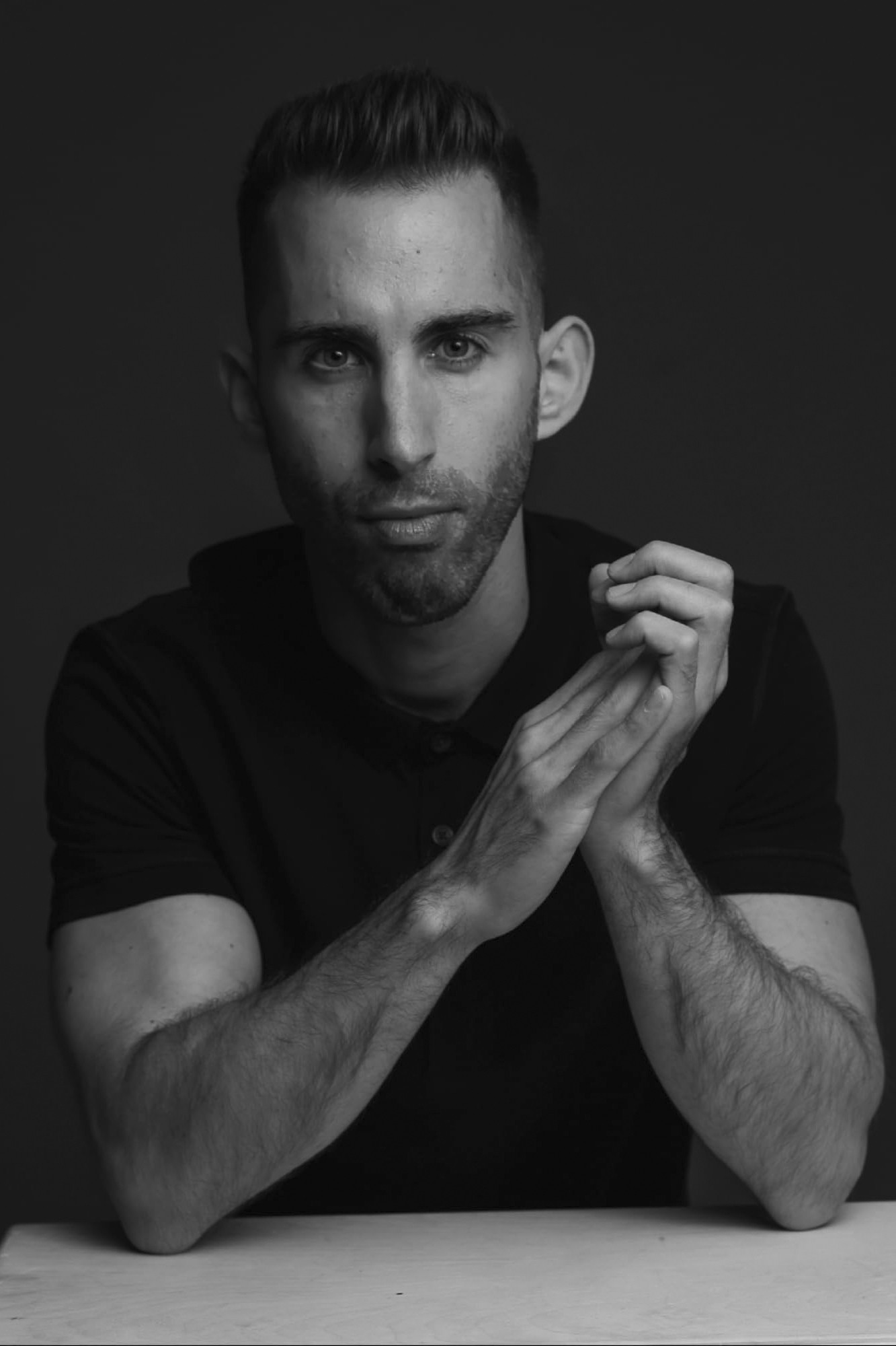 Petros Georgiadis backdrop