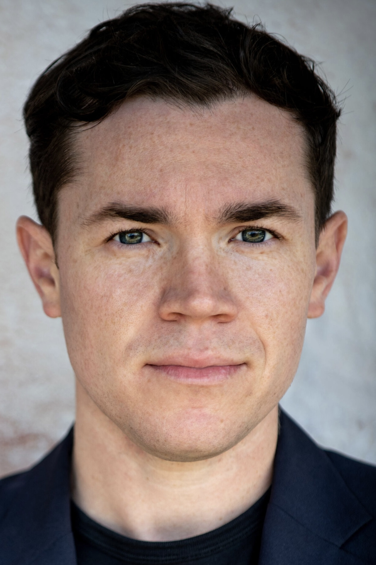 Vincent Bossone backdrop