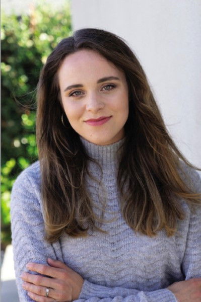 Jinger Vuolo backdrop