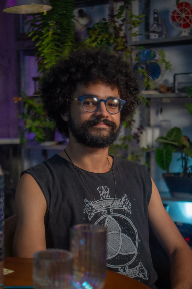 Marlon Carvalho backdrop