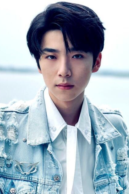 Zhang Jiayuan backdrop