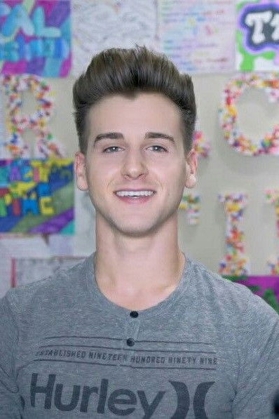 Joshua Rotmensz backdrop