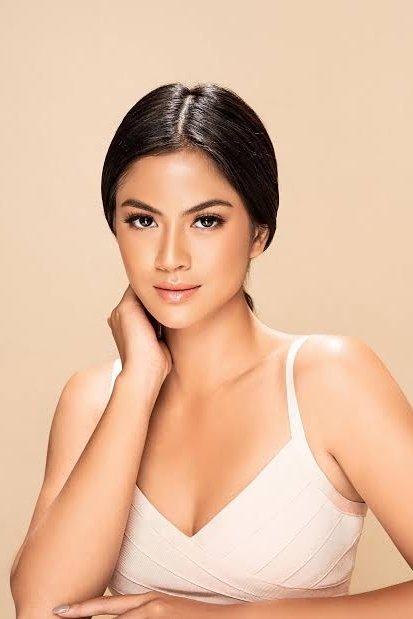 Hana Saraswati backdrop