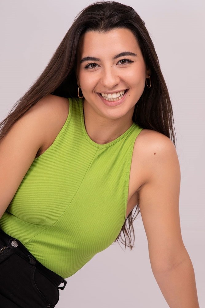 Marwa Bakhat backdrop