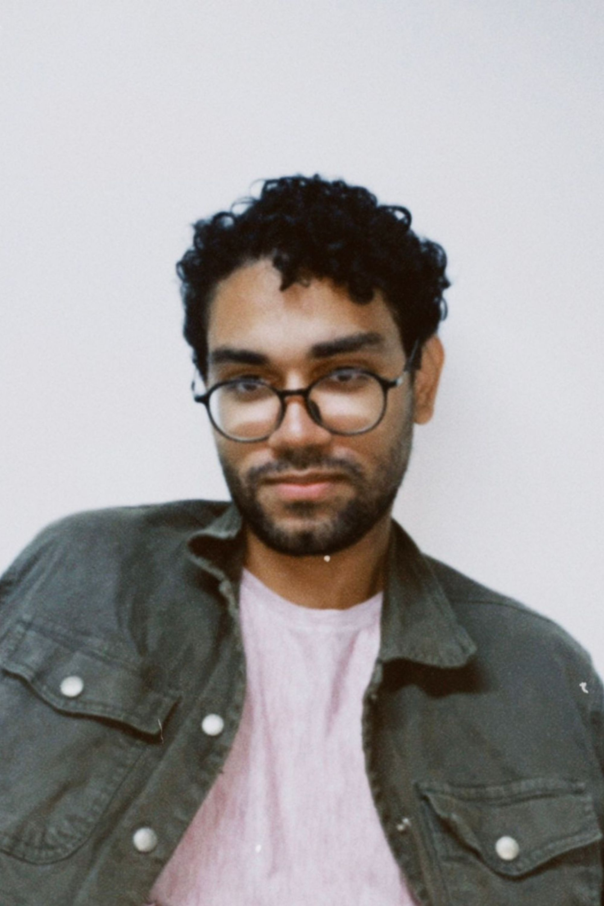 Igor Justino backdrop