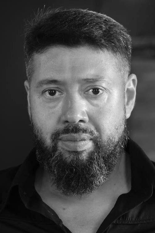 Dante Silva backdrop