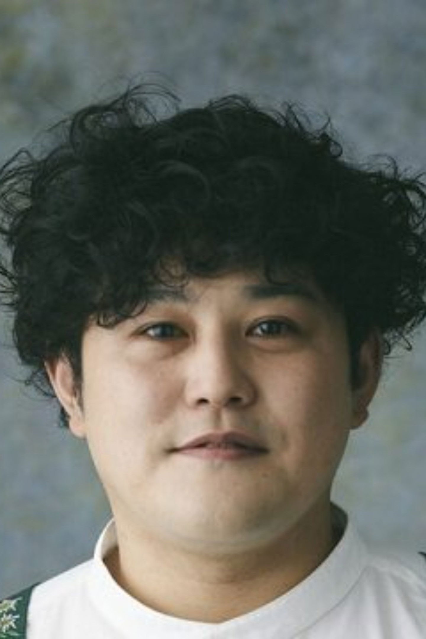 Itakura Takeshi backdrop