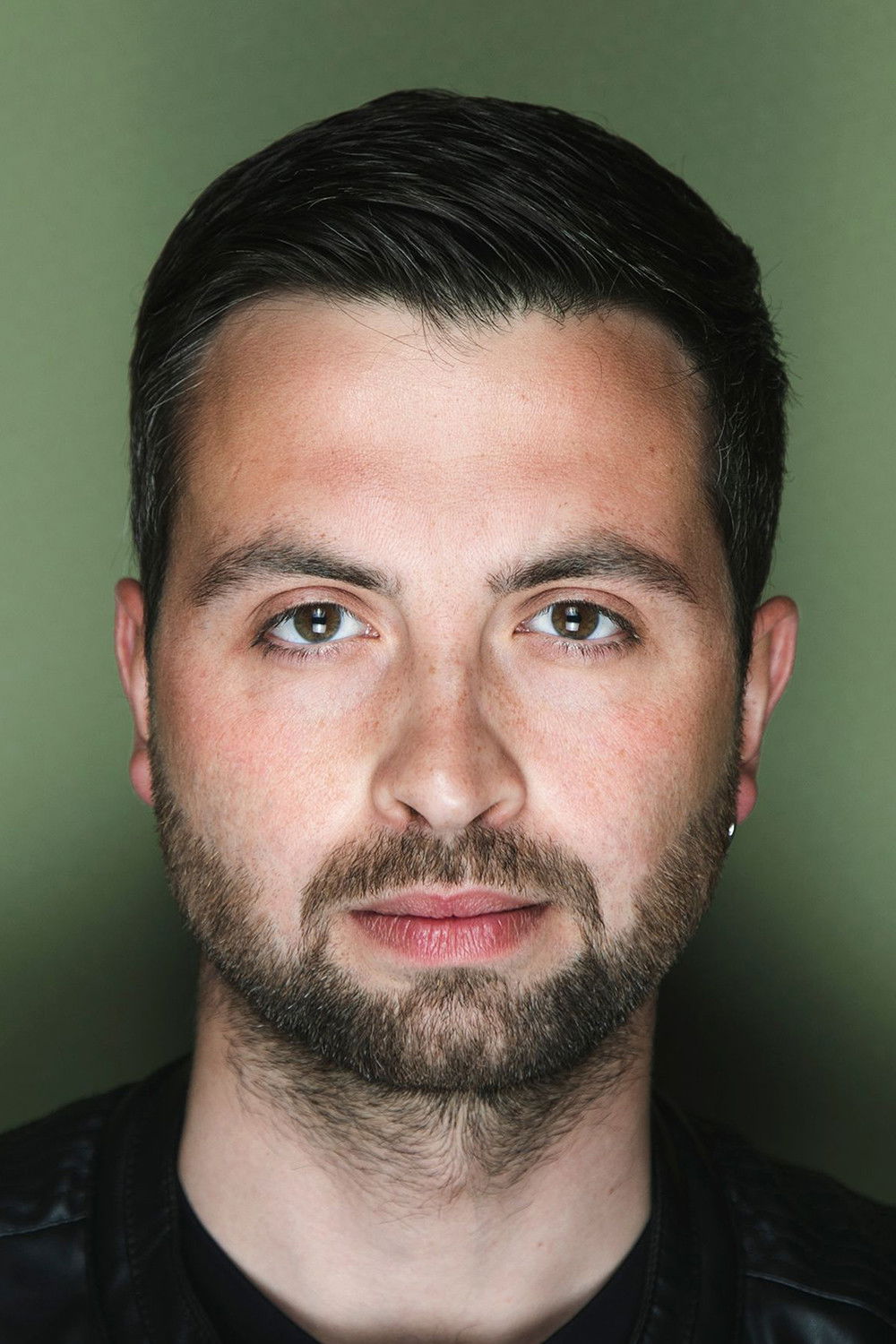 Cesare Ceccolongo backdrop