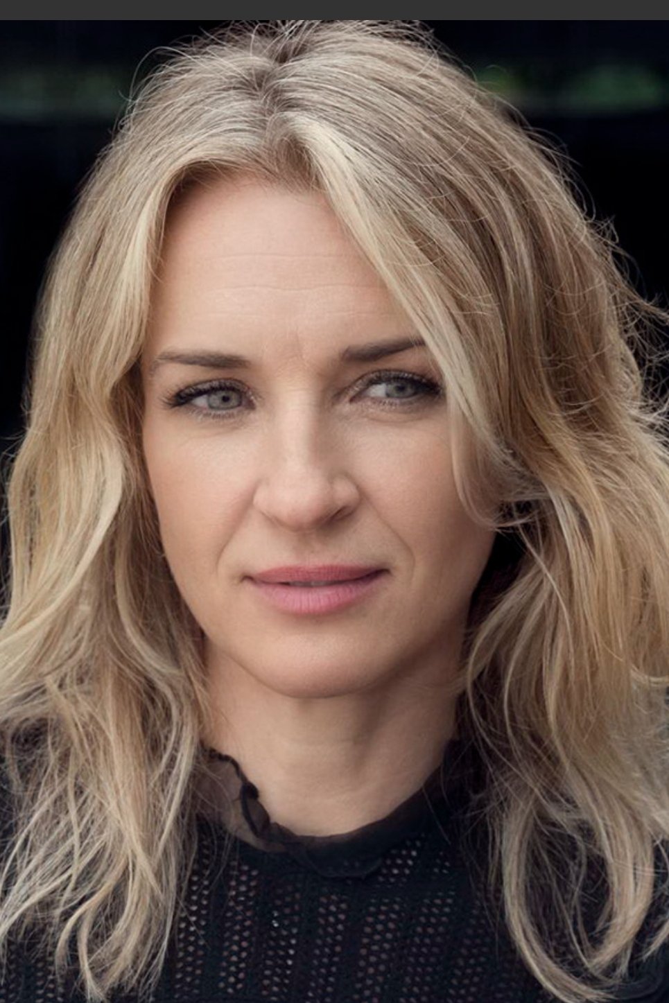 Ever Carradine backdrop