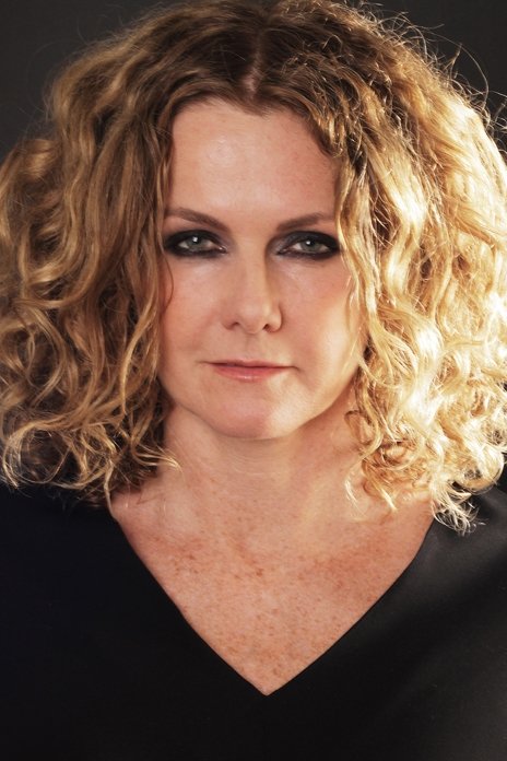 Susan Traylor: Suzan Trejlor backdrop