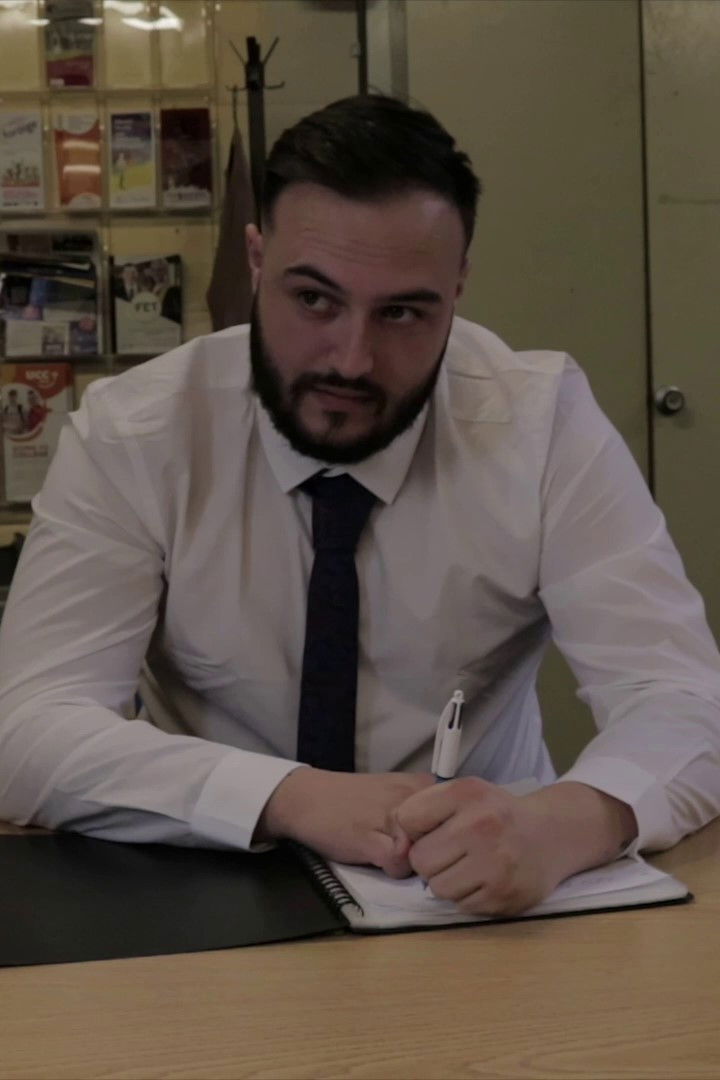 Aidan Coveney backdrop