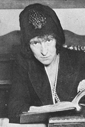 Dinah Shurey backdrop