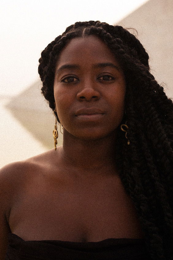 Siobhan Fernandes backdrop