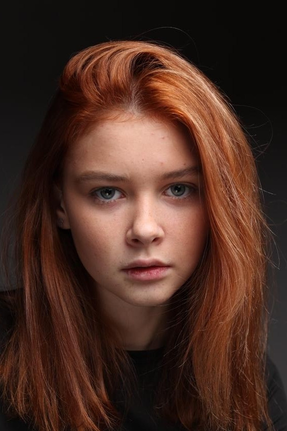 Dayana Gudz backdrop