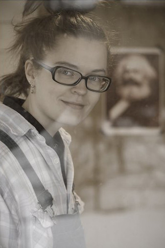 Daria Kirillova backdrop