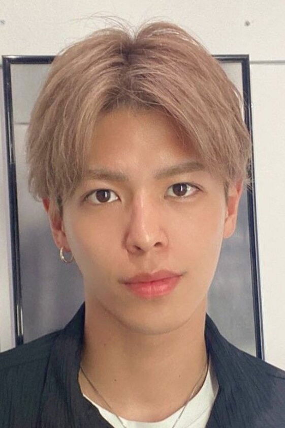 Taiju Shiratori backdrop