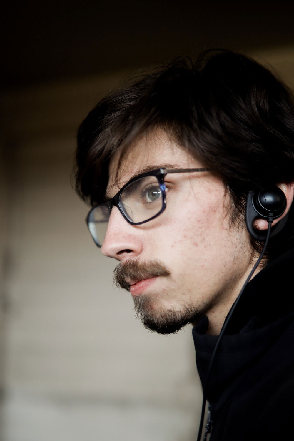 Pablo Besfamille backdrop