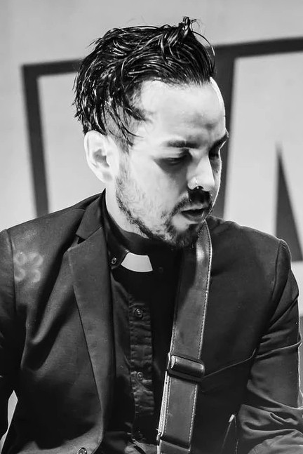 Nicolas Perez backdrop