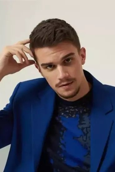 Eren Ören: Eren Ören backdrop