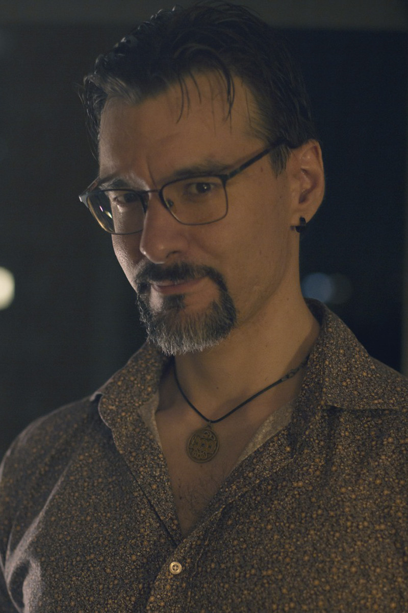 Lorenzo Ayuso backdrop