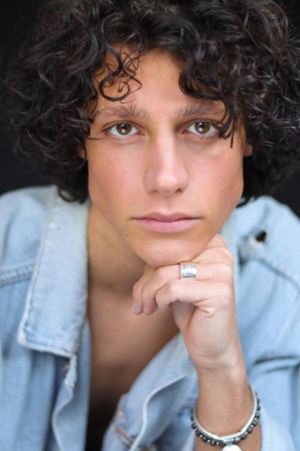 Sem Ben Yakar backdrop